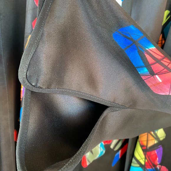Yolanda Lorente Handpainted Black Stained Glass Jacket - Picture 5 of 11